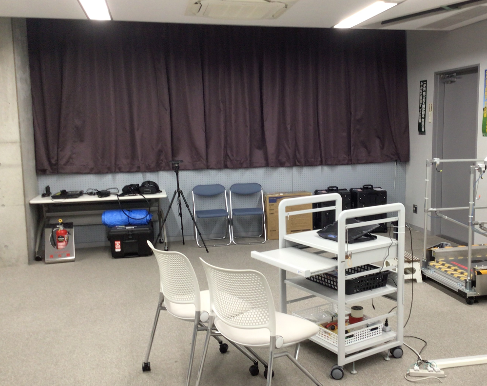 �������PU